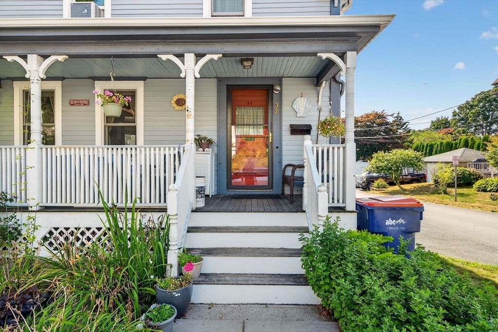 32 Green Street Fairhaven, MA 02719 - Photo 4 of 29