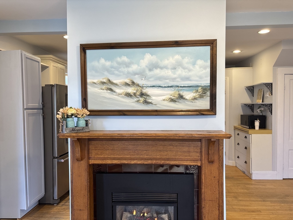 32 Green Street Fairhaven, MA 02719 - Photo 6 of 37