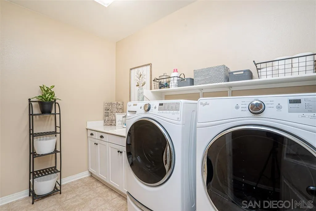 34858 Armstrong Road Winchester, CA 92596 - Photo 11 of 21 Gallery Image 11