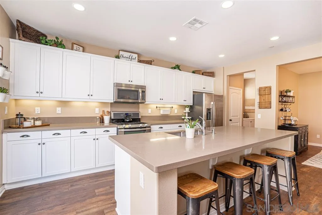 34858 Armstrong Road Winchester, CA 92596 - Photo 5 of 21 Gallery Image 5