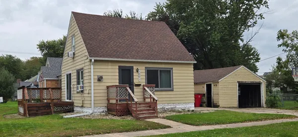 $119,900 | 1001 8th Street Southeast, Austin, MN 55912