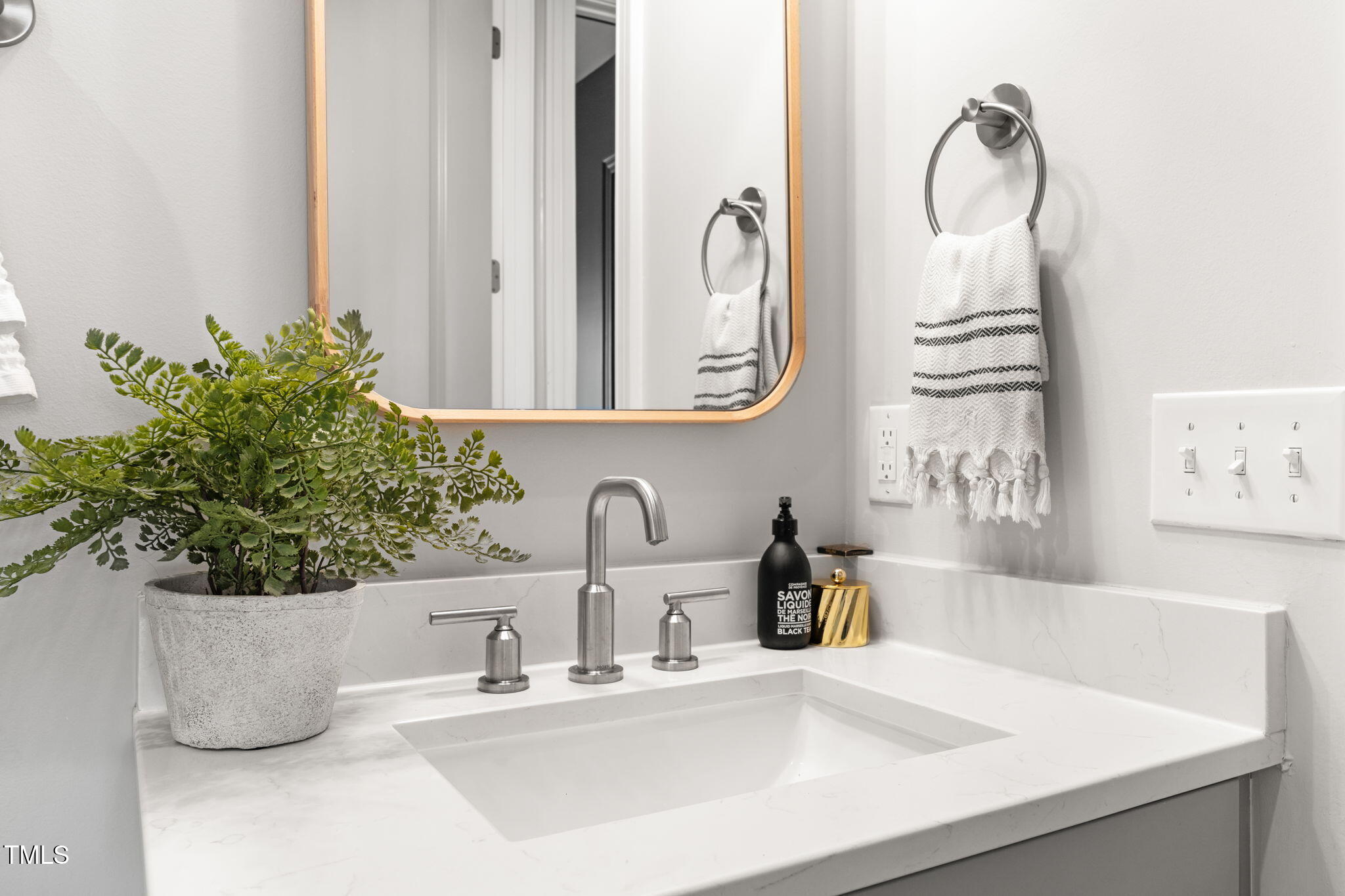 2105 Gardenbrook Drive Raleigh, NC 27606 - Photo 30 of 86 30-web-or-mls-DSC01708