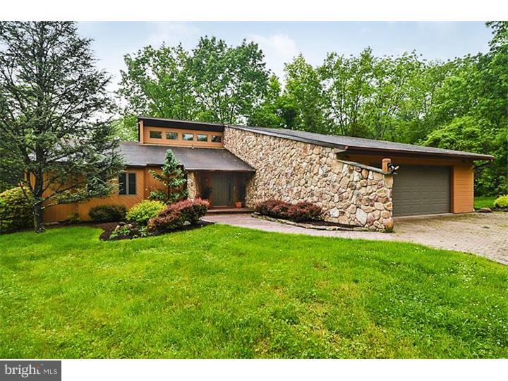 658 Store Road Harleysville, PA 19438 - Photo 1 of 25 Exterior Front