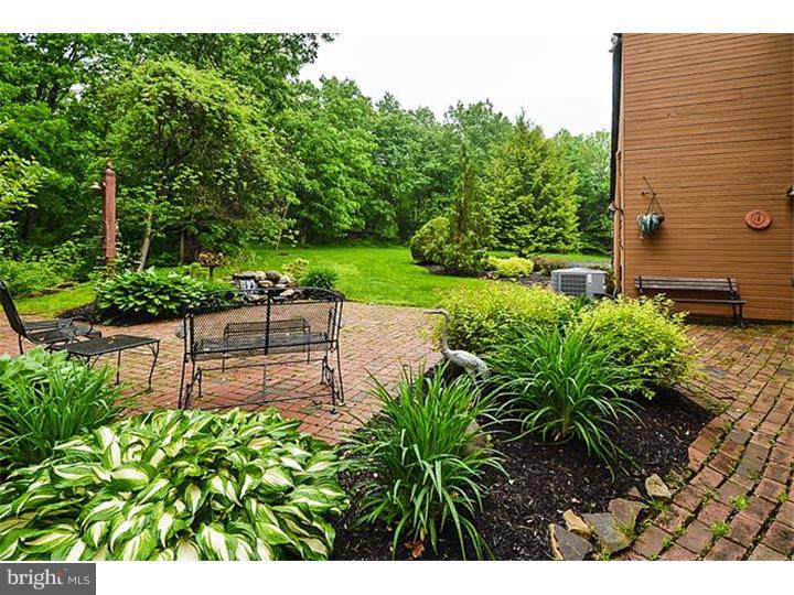 658 Store Road Harleysville, PA 19438 - Photo 22 of 25 Patio