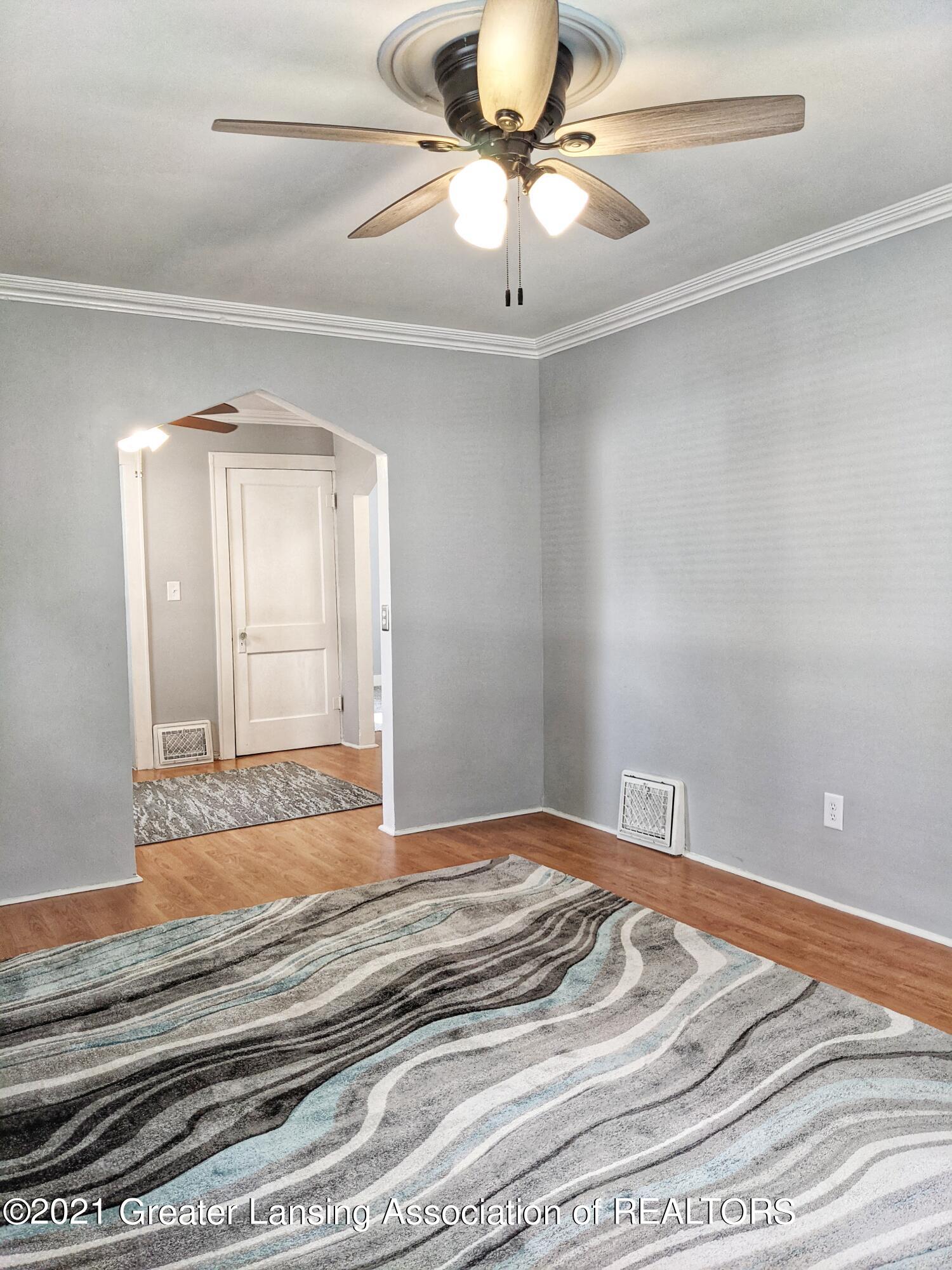 1132 Lake Lansing Road Lansing, MI 48906 - Photo 5 of 29 PXL_20210824_204550148.MP-01
