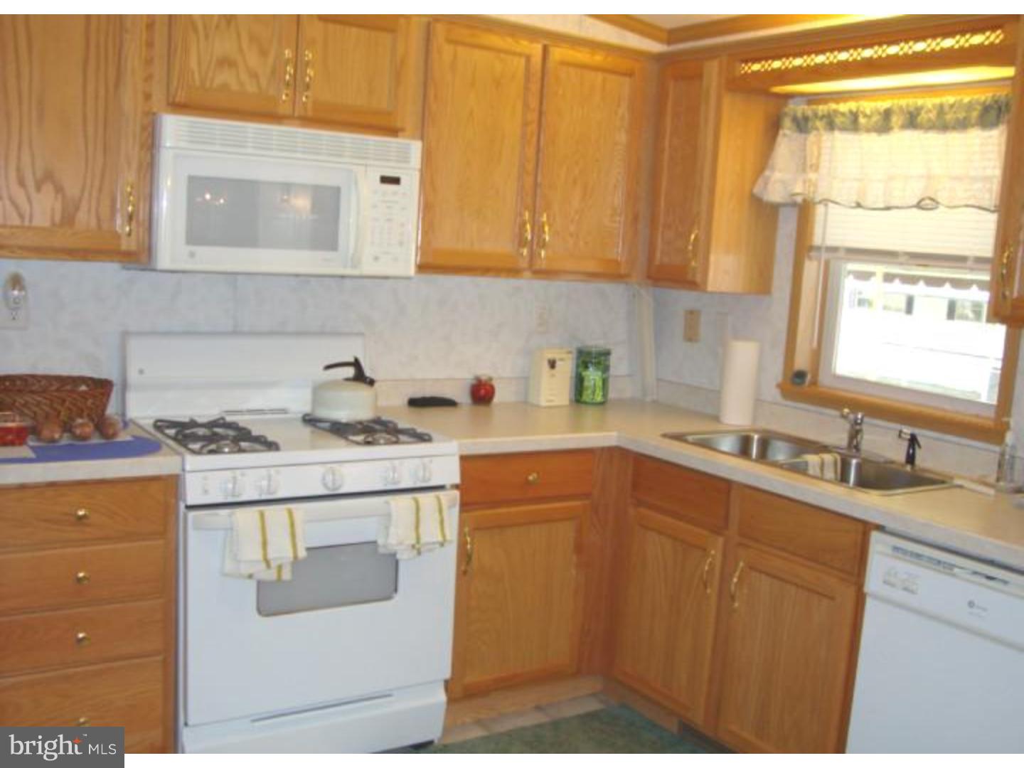 331 Tansboro Road Berlin, NJ 08009 - Photo 4 of 16 Gallery Image 4
