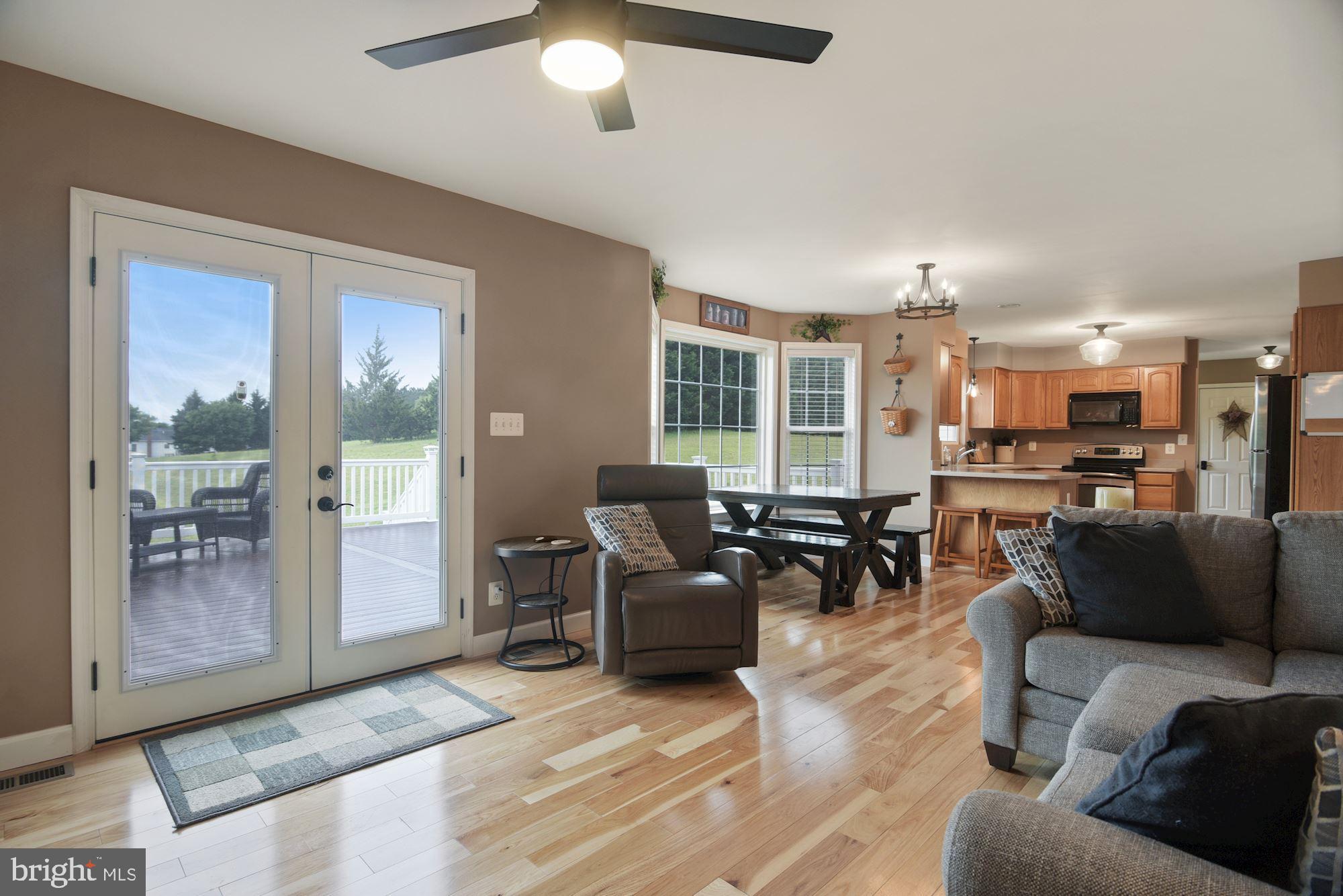 4900 Monnett Road Prince Frederick, MD 20678 - Photo 18 of 42 Family Room