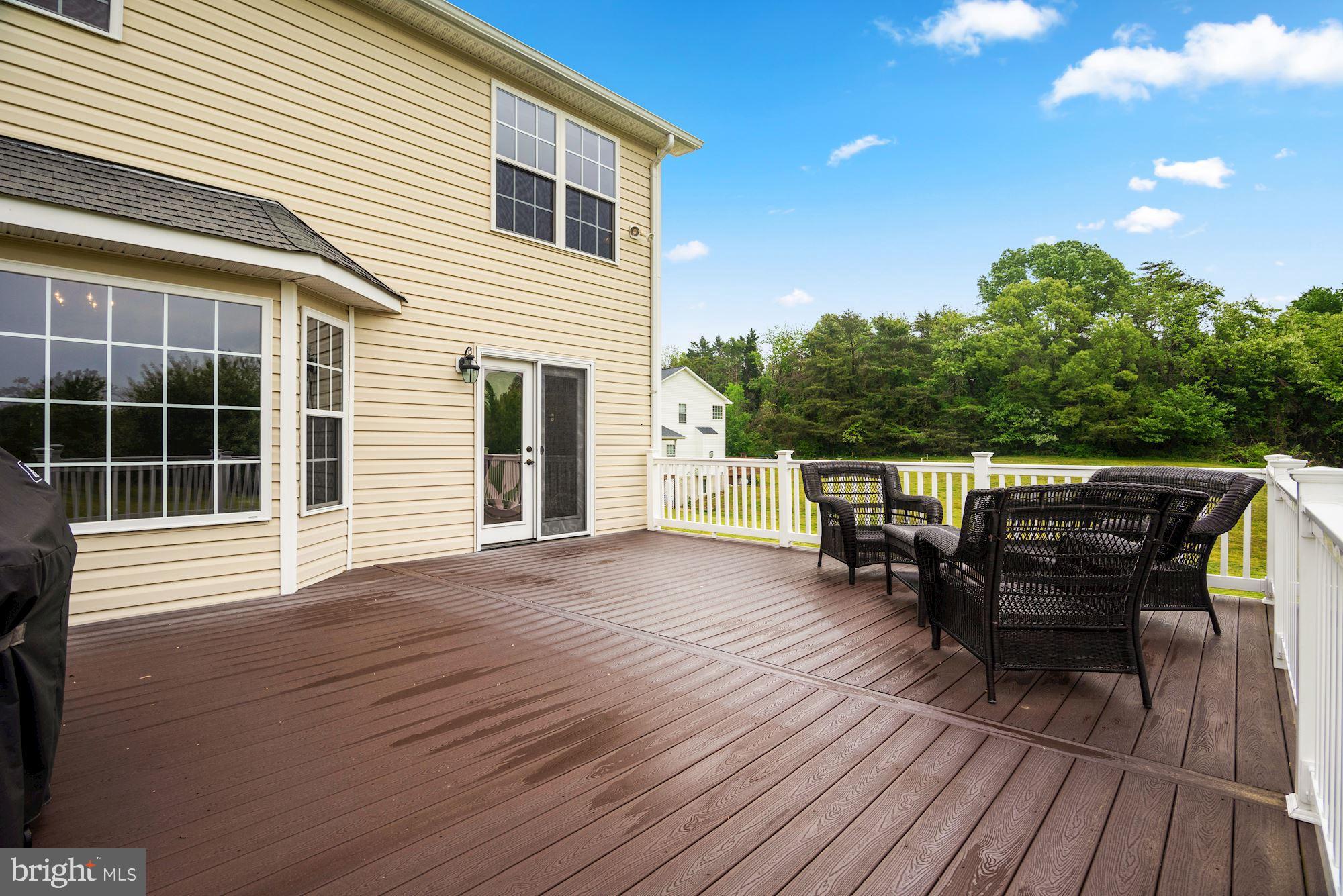 4900 Monnett Road Prince Frederick, MD 20678 - Photo 20 of 42 Deck