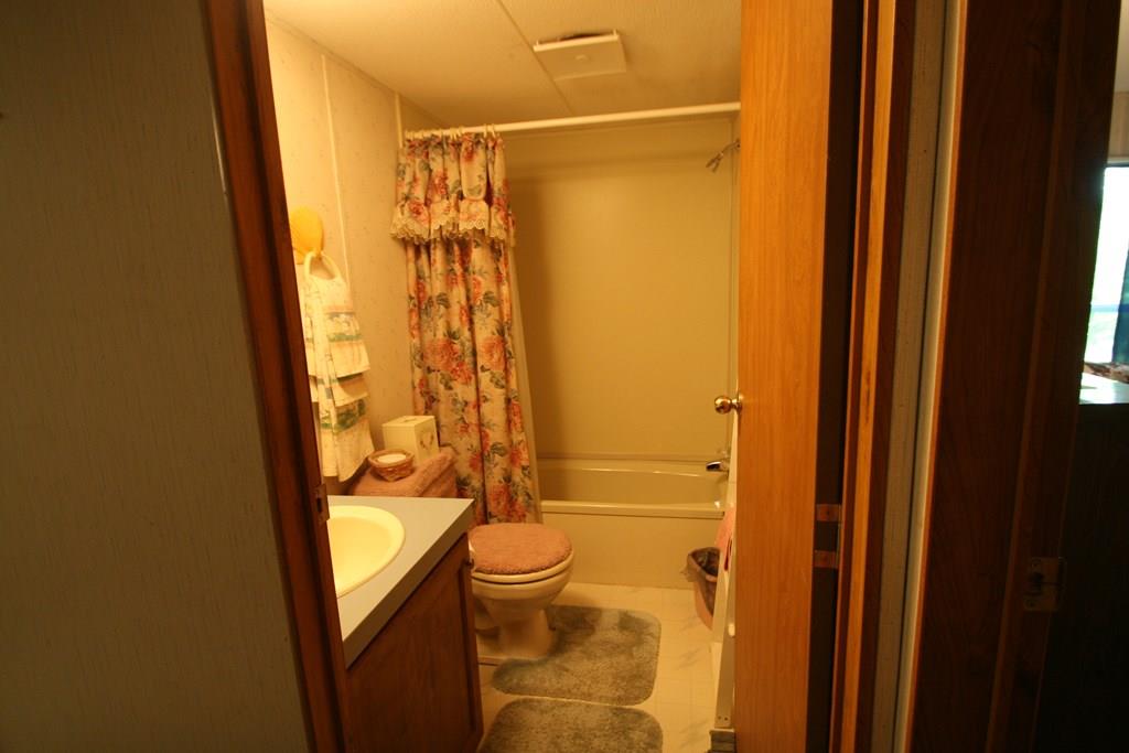 5436 Book Road Robertsdale, PA 16674 - Photo 9 of 13 Hall Bath