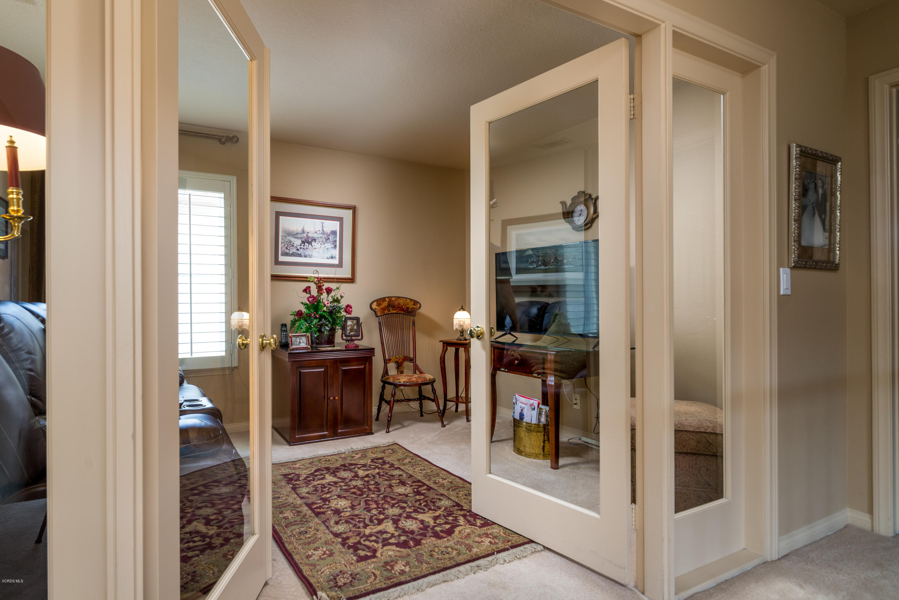 1177 Corte Riviera Camarillo, CA 93010 - Photo 19 of 29 24
