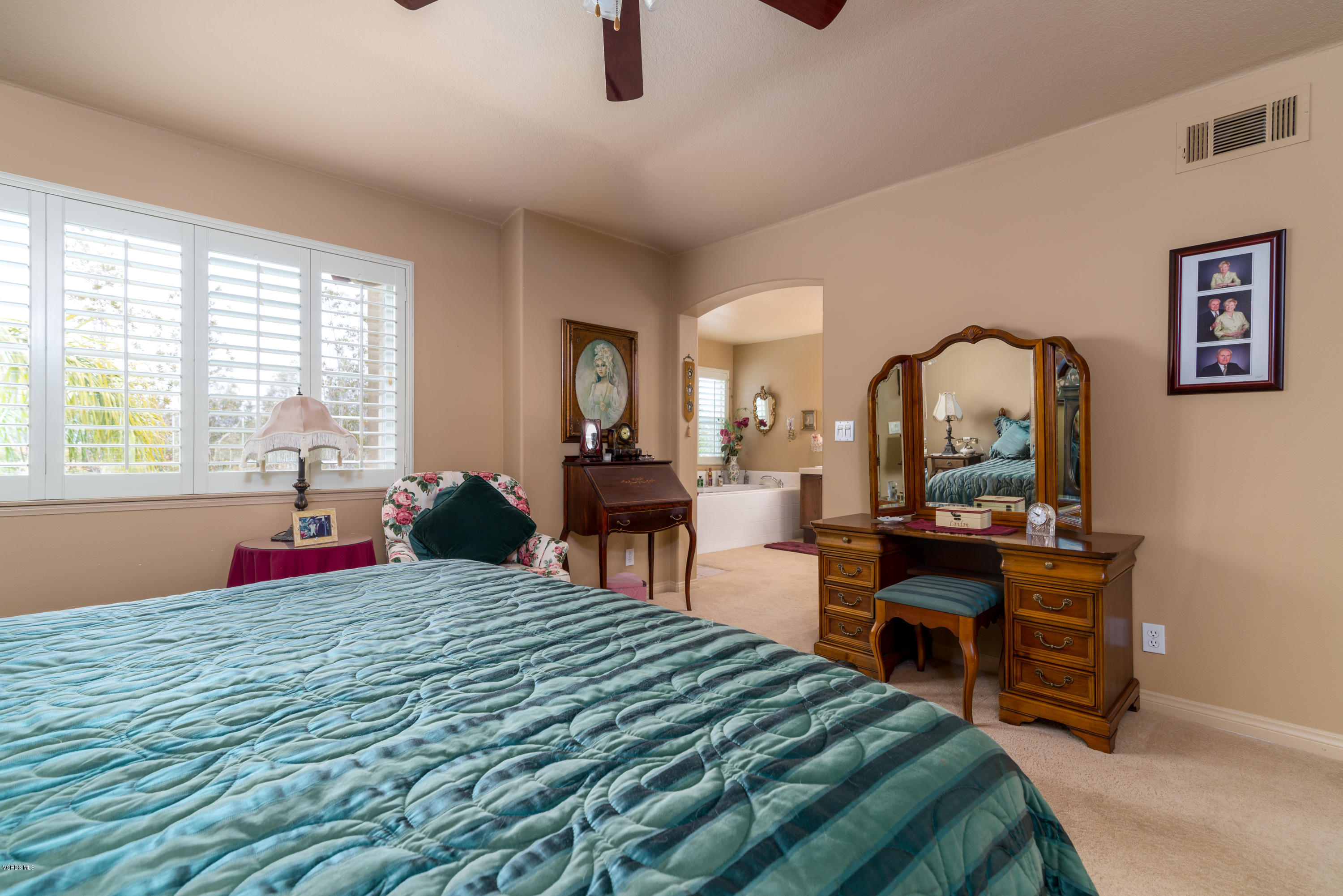 1177 Corte Riviera Camarillo, CA 93010 - Photo 21 of 29 27