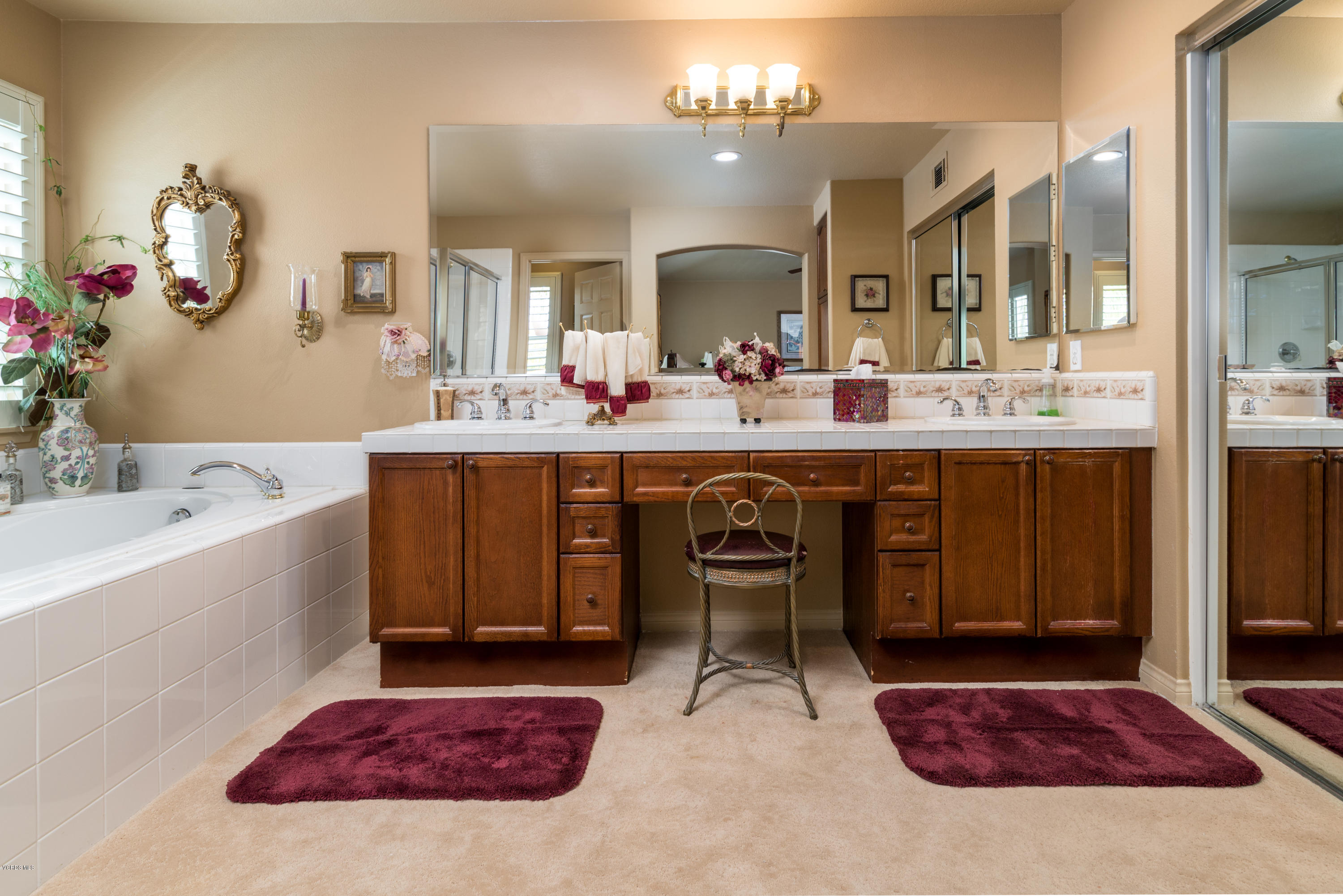 1177 Corte Riviera Camarillo, CA 93010 - Photo 27 of 29 28