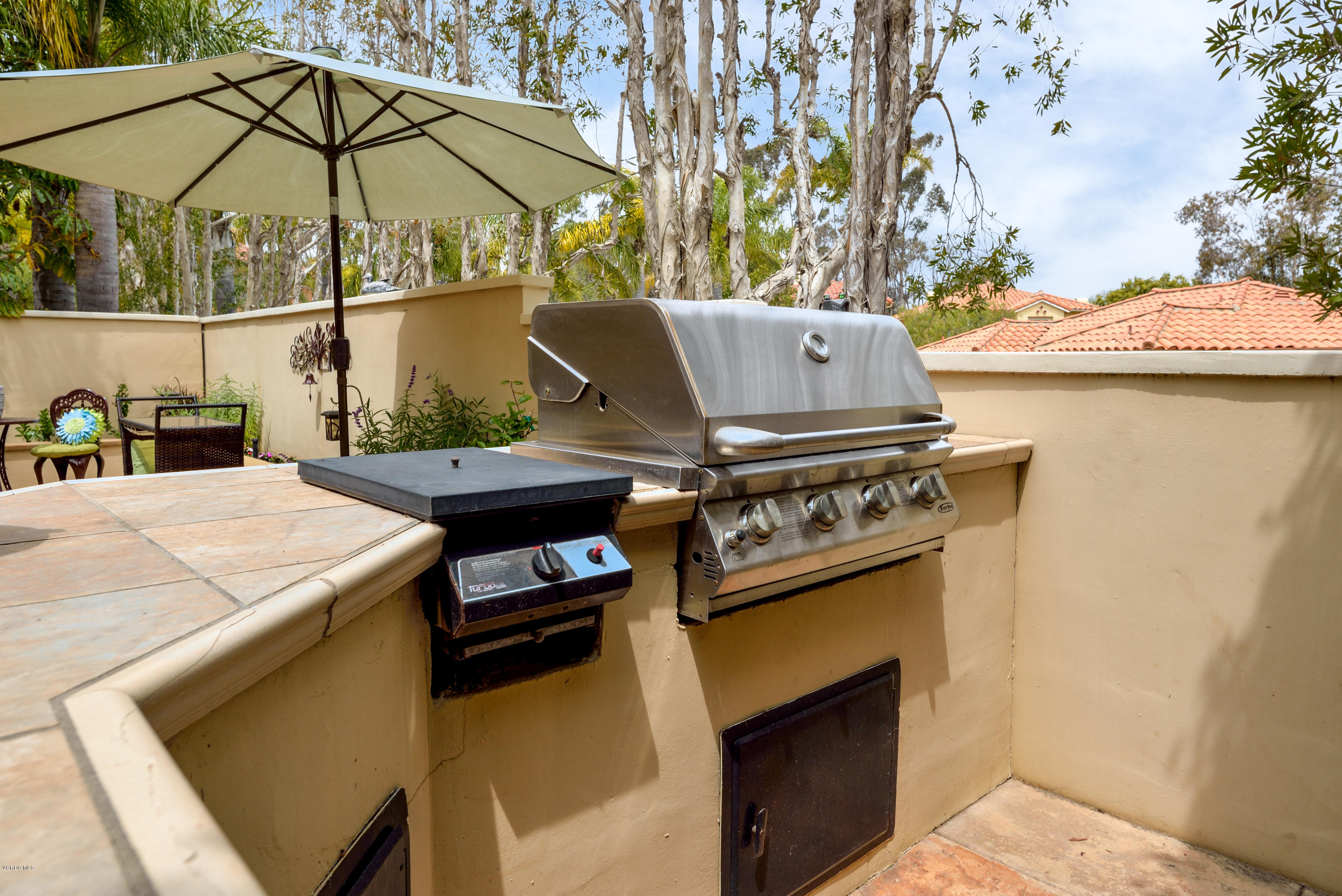 1177 Corte Riviera Camarillo, CA 93010 - Photo 28 of 29 06