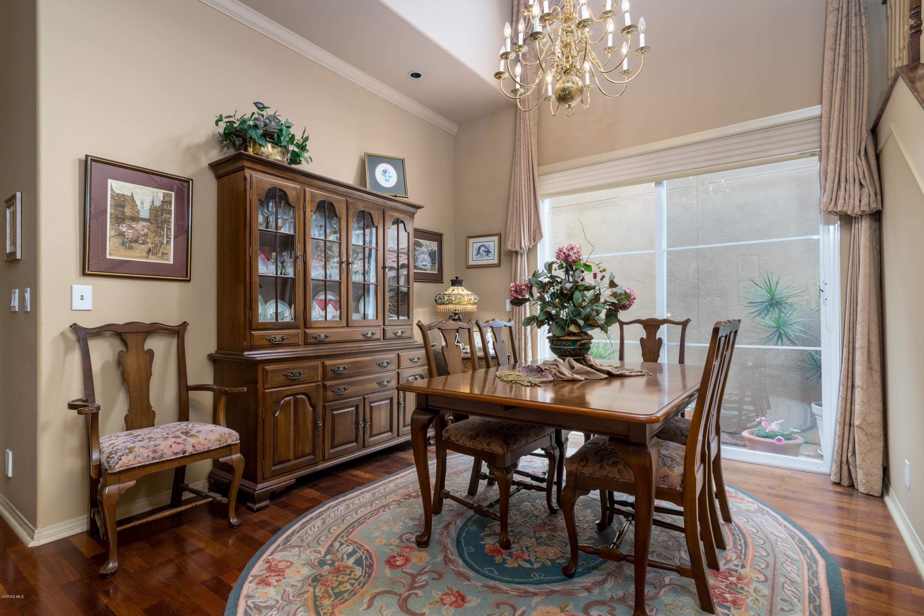 1177 Corte Riviera Camarillo, CA 93010 - Photo 9 of 29 12