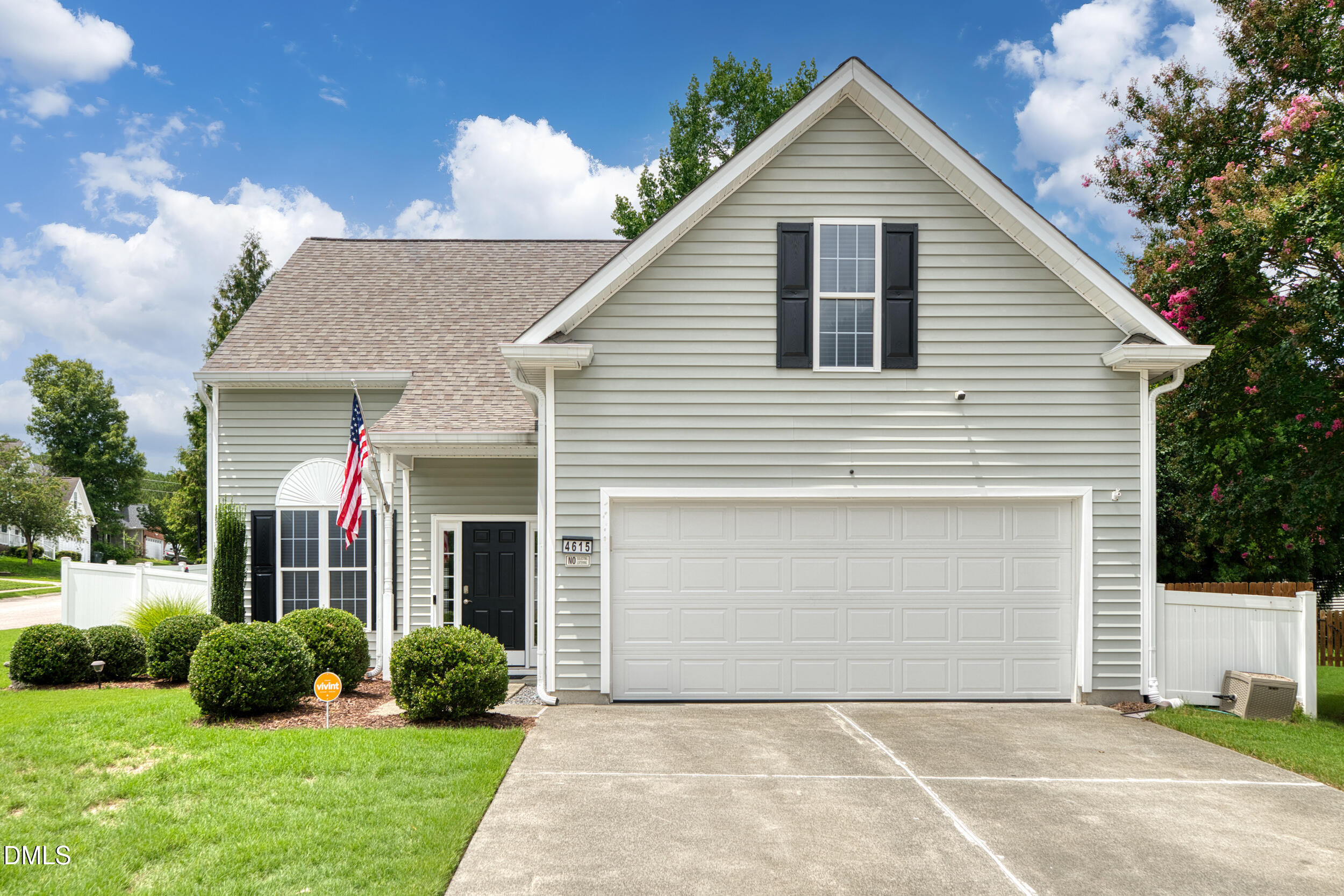 1 -4615 balance fox dr, exterior