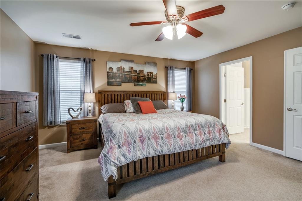 2018 Eagle Ridge Drive Valencia, PA 16059 - Photo 16 of 25 The spacious master suite includes a generously sized walk-in closet.