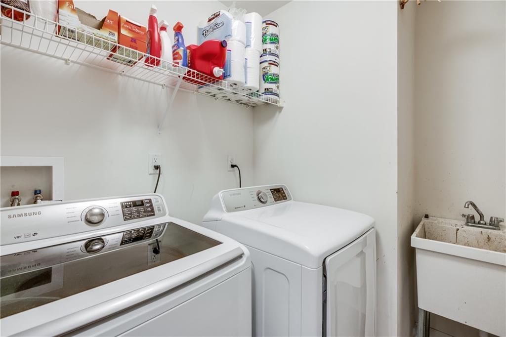 2018 Eagle Ridge Drive Valencia, PA 16059 - Photo 22 of 25 CONVENIENT 2nd floor laundry...need I say more?!