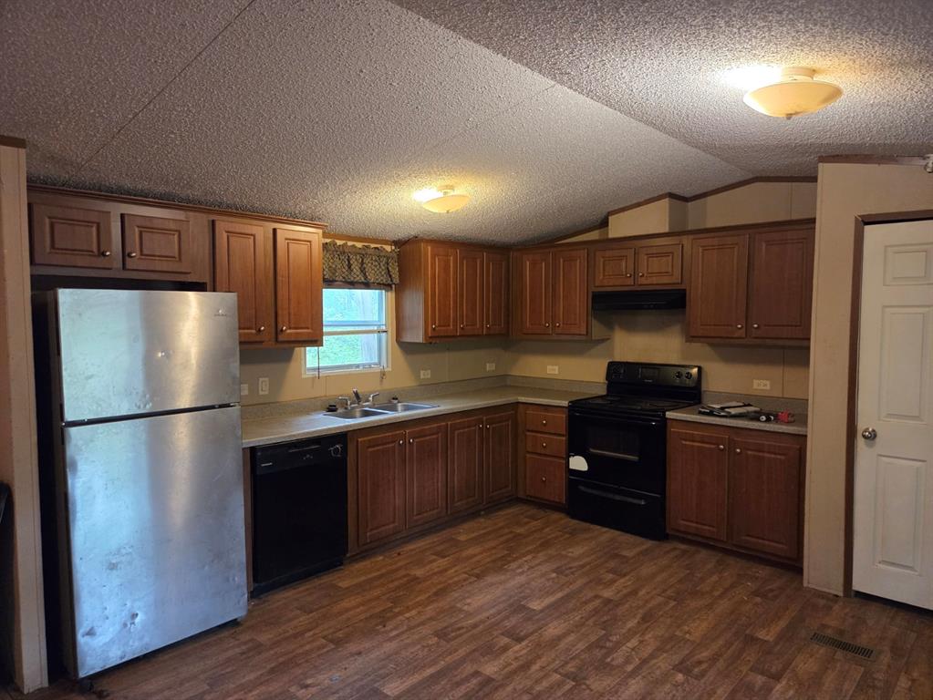 126 Tipps Road Whitesboro, TX 76273 - Photo 4 of 15