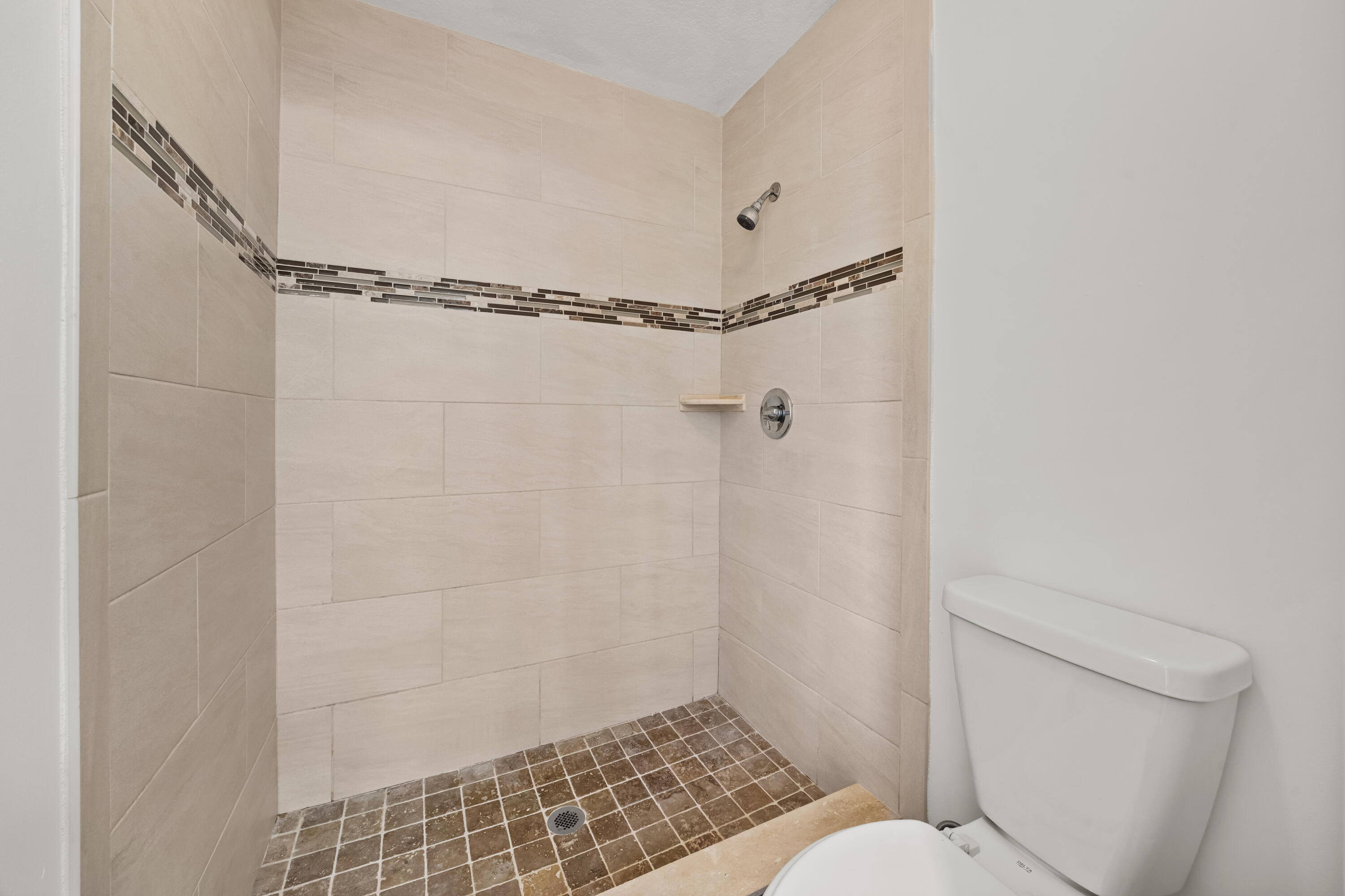 4322 Southwest Jarmer Road Port St. Lucie, FL 34953 - Photo 22 of 27 Bathroom
