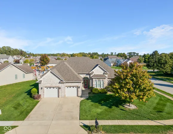 $530,000 | 2812 Sunflower Court, Columbus, IN 47201