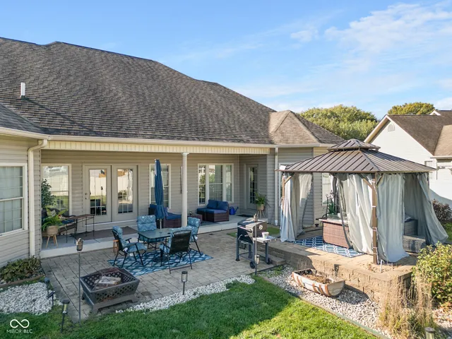 $535,000 | 2812 Sunflower Court, Columbus, IN 47201