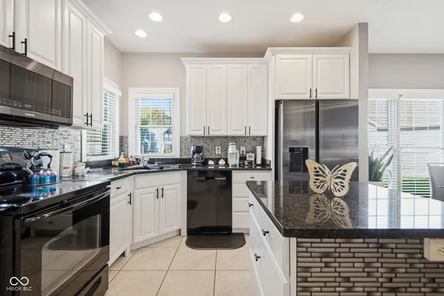 $535,000 | 2812 Sunflower Court, Columbus, IN 47201