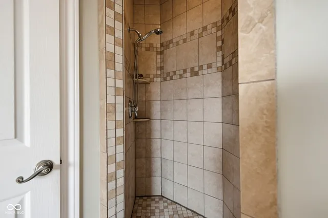 $535,000 | 2812 Sunflower Court, Columbus, IN 47201