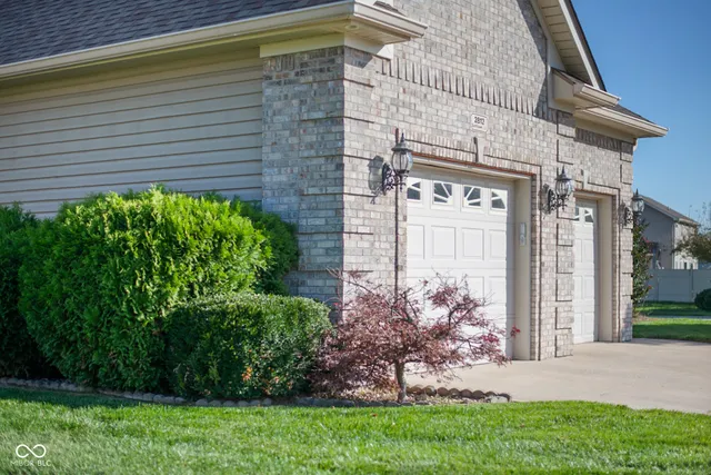 $535,000 | 2812 Sunflower Court, Columbus, IN 47201