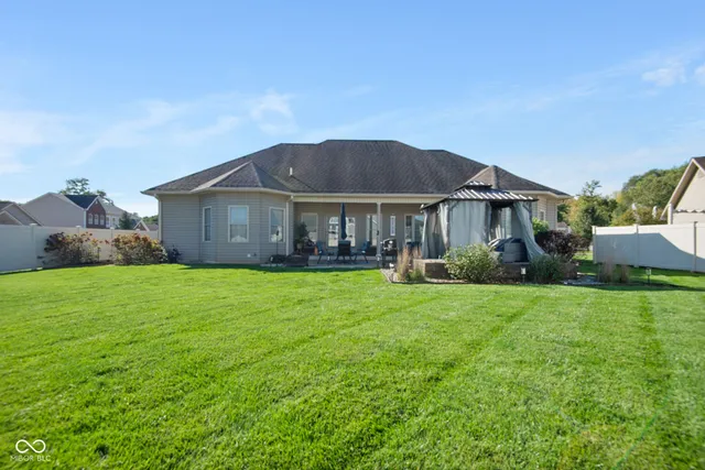 $535,000 | 2812 Sunflower Court, Columbus, IN 47201