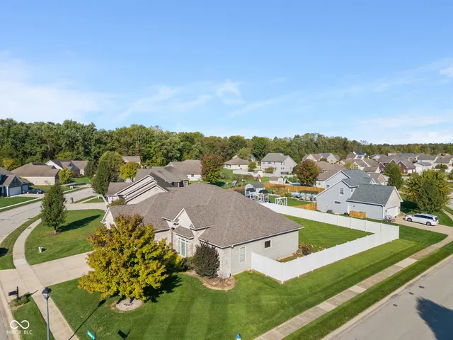 $535,000 | 2812 Sunflower Court, Columbus, IN 47201