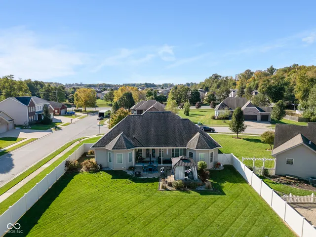 $535,000 | 2812 Sunflower Court, Columbus, IN 47201