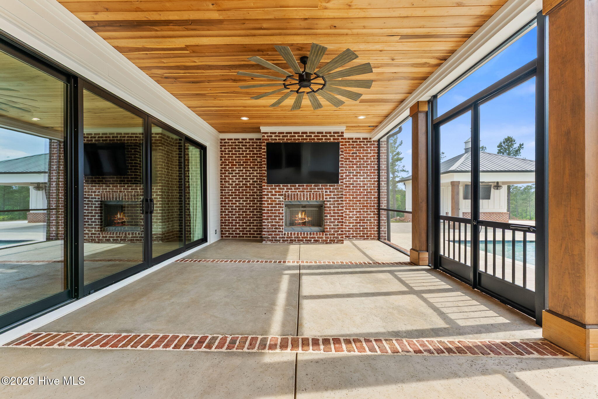 162 Lanham Road Edgefield, SC 29824 - Photo 59 of 75 112-web-or-mls-DSC09760-fire