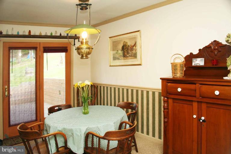 3419 Nottingham Road Westminster, MD 21157 - Photo 22 of 30 Dining Room