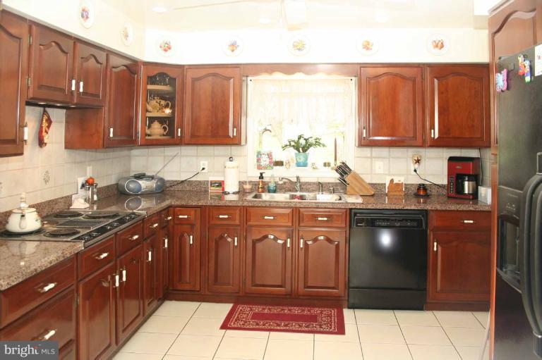 3419 Nottingham Road Westminster, MD 21157 - Photo 10 of 30 Kitchen
