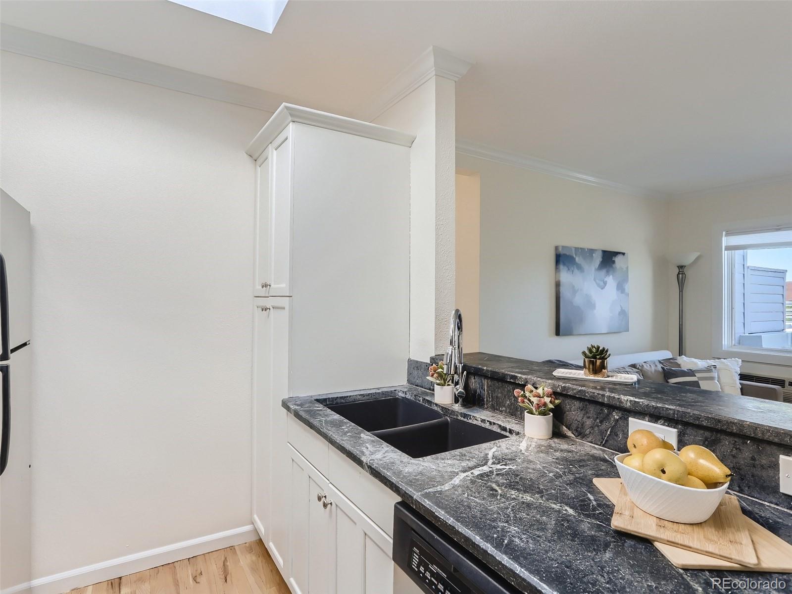 1529 Spruce Street, Unit 10 Boulder, CO 80302 - Photo 9 of 29