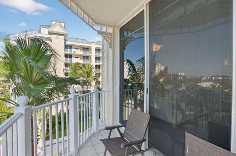 $1,570,000 | 230 Ocean Grande Boulevard, Unit 501, Jupiter, FL 33477