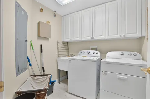 $1,570,000 | 230 Ocean Grande Boulevard, Unit 501, Jupiter, FL 33477