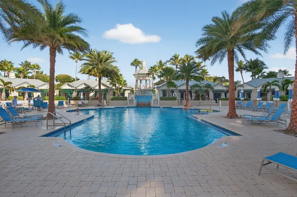 $1,535,000 | 230 Ocean Grande Boulevard, Unit 501, Jupiter, FL 33477