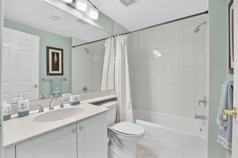 $1,570,000 | 230 Ocean Grande Boulevard, Unit 501, Jupiter, FL 33477