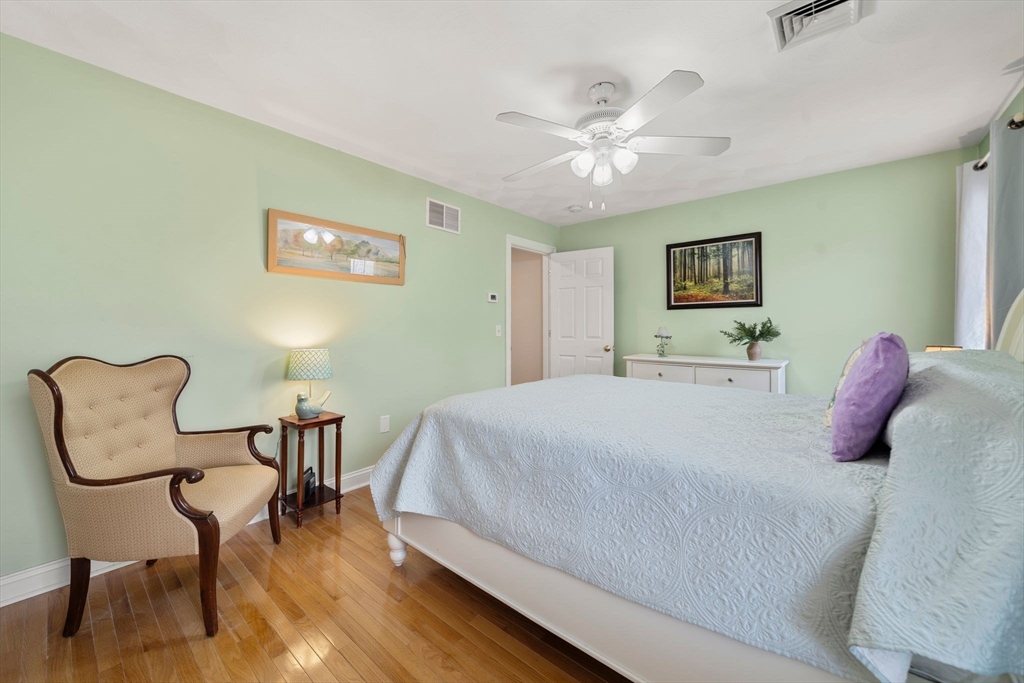 5239 North Main Street, Unit 20 Fall River, MA 02720 - Photo 18 of 31