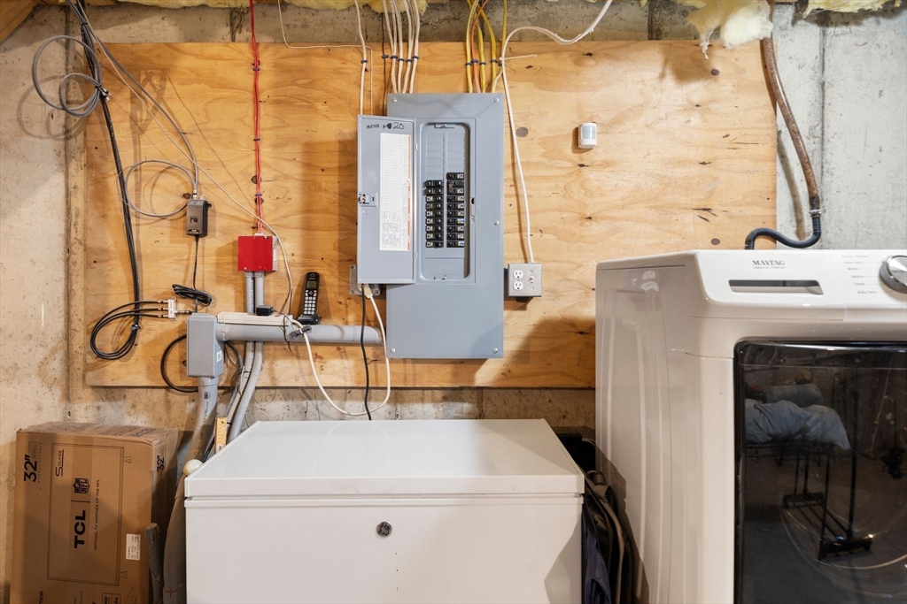 5239 North Main Street, Unit 20 Fall River, MA 02720 - Photo 22 of 31