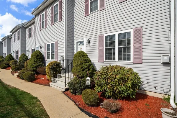 $339,900 | 5239 North Main Street, Unit 20, Fall River, MA 02720
