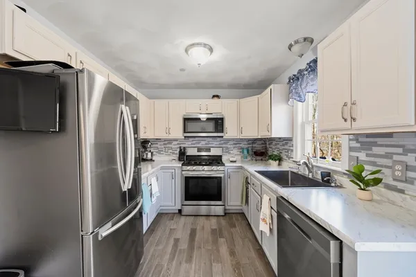 $339,900 | 5239 North Main Street, Unit 20, Fall River, MA 02720