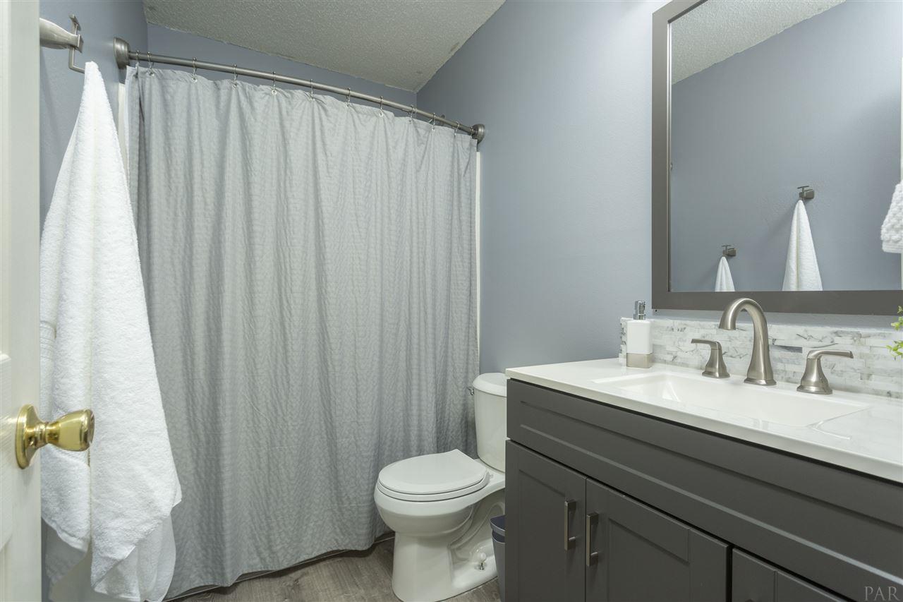 7327 Woodside Road Pensacola, FL 32526 - Photo 19 of 33 Gallery Image 19