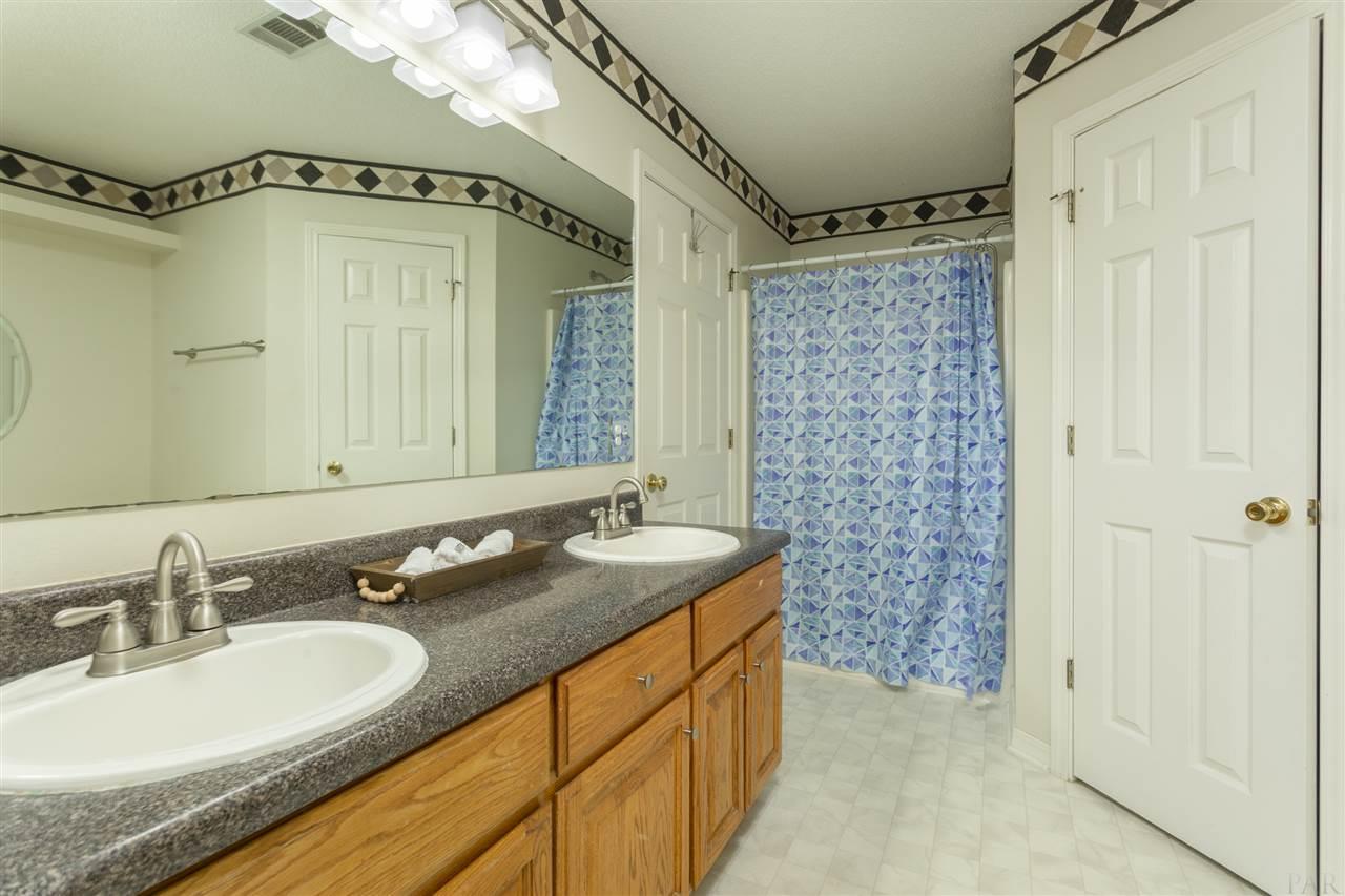 7327 Woodside Road Pensacola, FL 32526 - Photo 25 of 33 Gallery Image 25