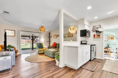 $395,000 | 8800 Redfield Lane, Austin, TX 78758