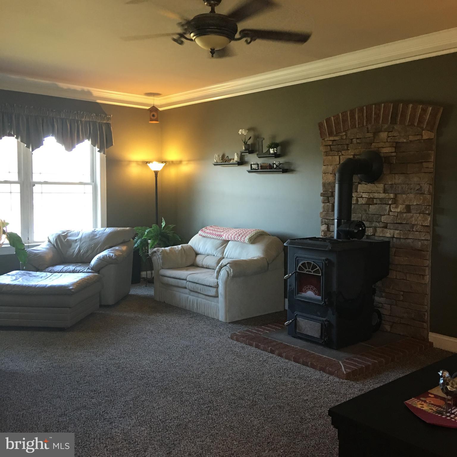 701 Junction Road Manheim, PA 17545 - Photo 10 of 47 V3
