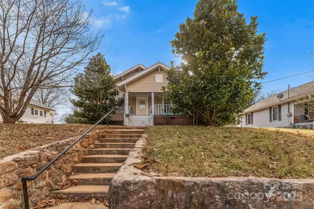 $165,000 | 77 Archer Street, Granite Falls, NC 28630