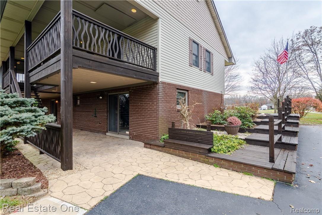 37230 Judd Road New Boston, MI 48164 - Photo 34 of 53 DSC_5648-HDR.jpg