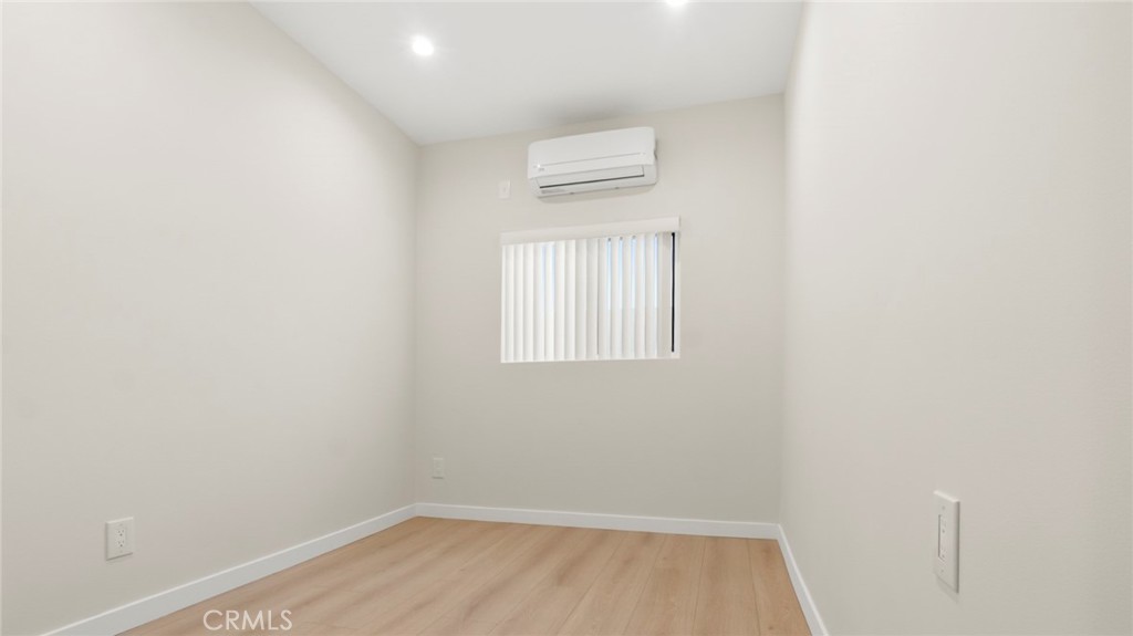 19928 Hatton Street Winnetka, CA 91306 - Photo 9 of 15 a view of a room that has a window in it